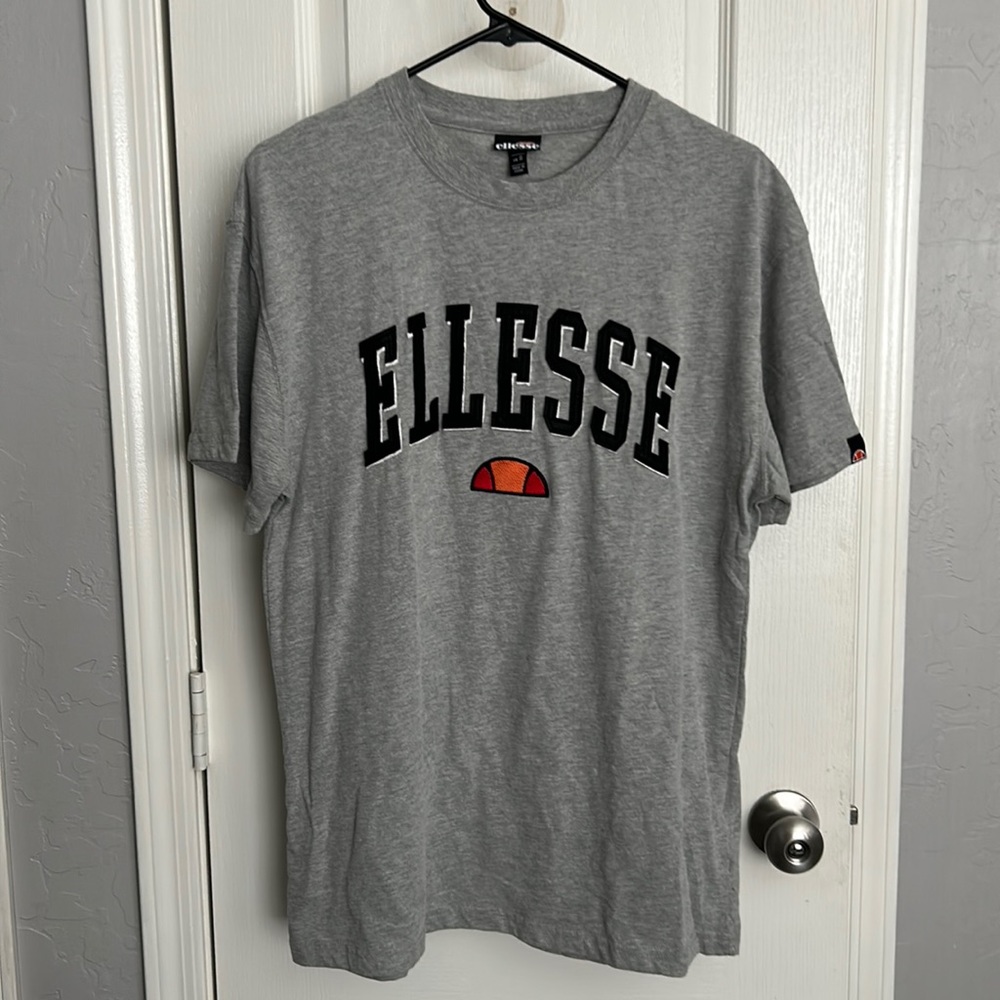 Men’s Ellesse t shirt